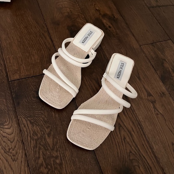 Steve Madden White Wedge Heels - Picture 1 of 5